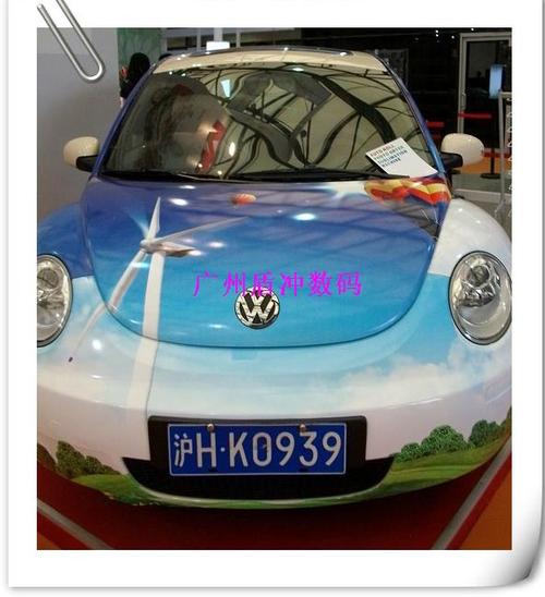 車身貼（黑膠車身貼） 從辦公標(biāo)簽到車身廣告的材料學(xué)差異與選購要點(diǎn)